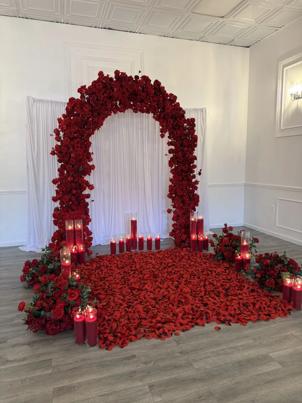 Proposal venue Columbus Ohio white room with crystal chandelier